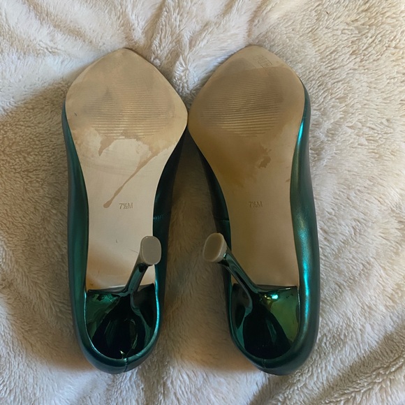 Guess Metallic Green Peep Open Toe Heels Pumps Jaane Holiday X-mas Size 7.5 - Picture 12 of 14